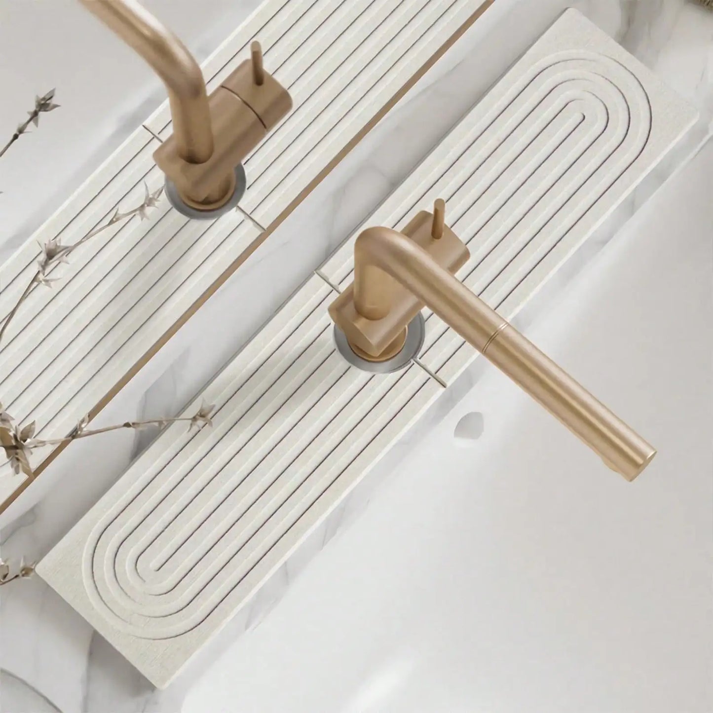 Transform Your Space with the Diatomite Fast-Drying Faucet Mat - The Ultimate Splash Guard for Clean and Dry Kitchen and Bathroom Counters